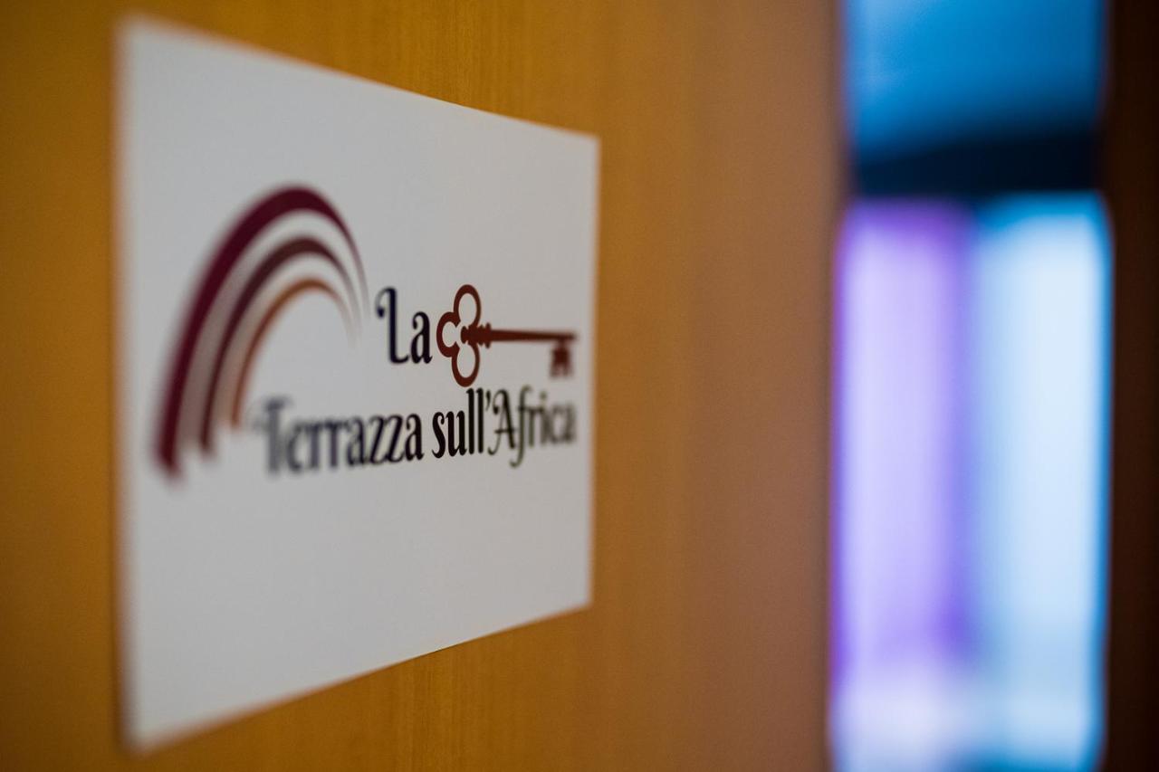 דירות קטאניה La Terrazza Sull'Africa מראה חיצוני תמונה